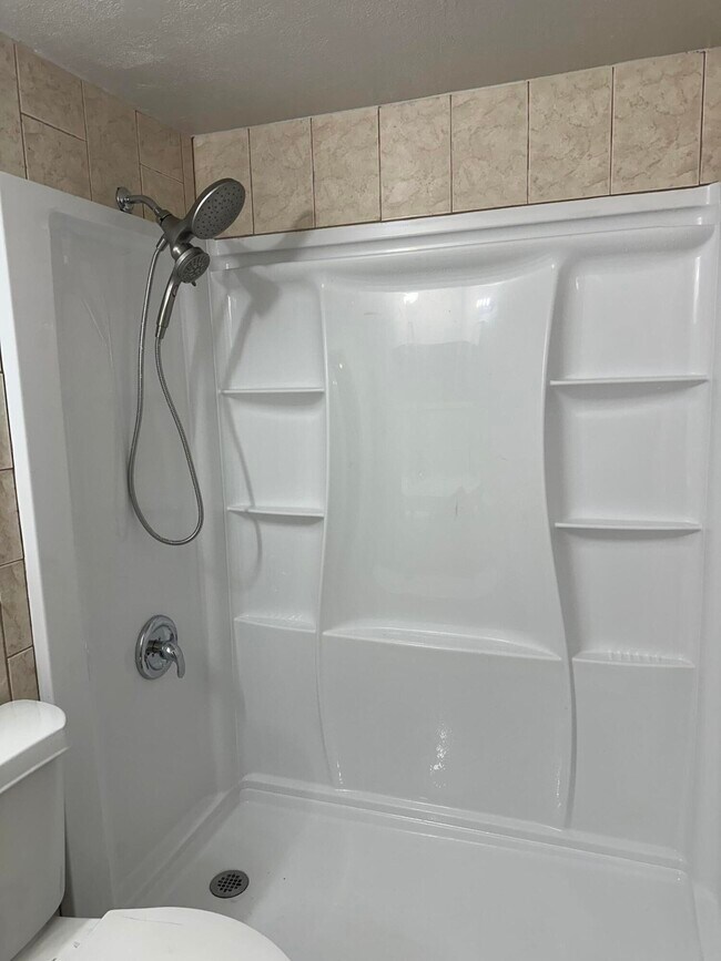 Building Photo - 128 Norwich F