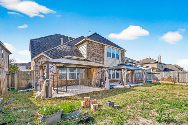 Building Photo - 5519 Jay Thrush Dr