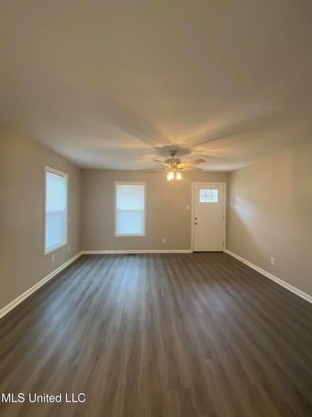 Building Photo - 117 Interstate Farm Rd