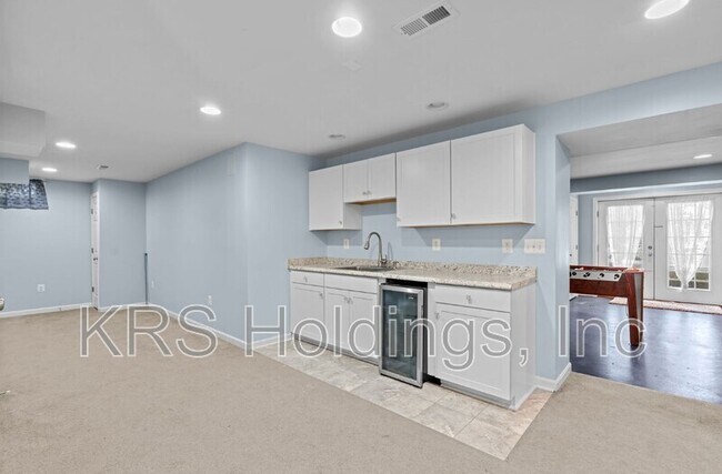 Building Photo - 4500 Marquis Pl