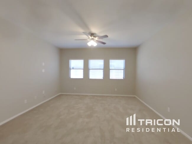 Building Photo - 35495 N Thurber Rd