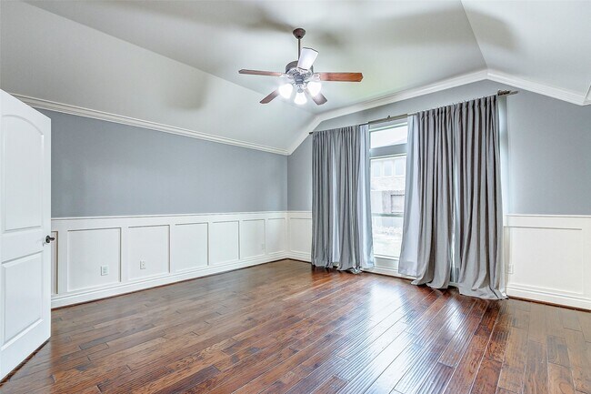 Building Photo - 27923 Silverstream Ct
