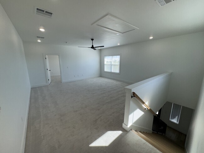 Building Photo - 4324 Cedar Creek Rd