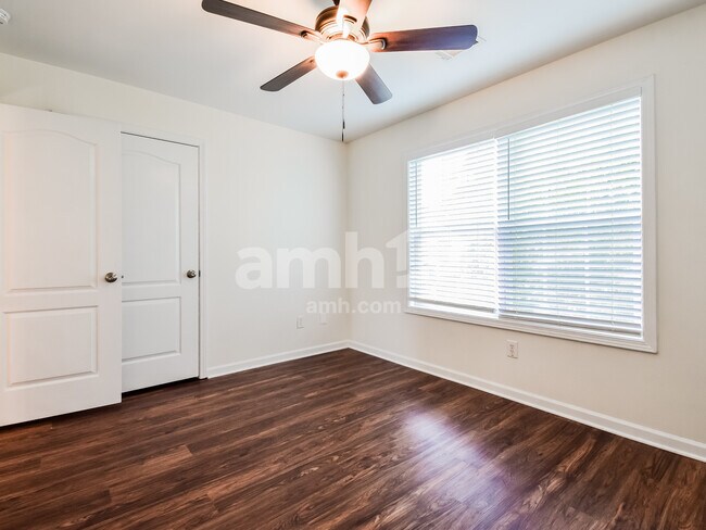 Building Photo - 2699 Red Mulberry Ln