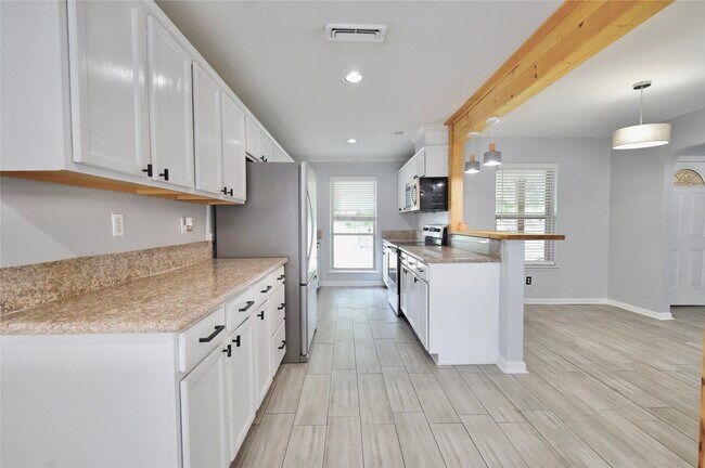 Building Photo - 1005 Wilburn St