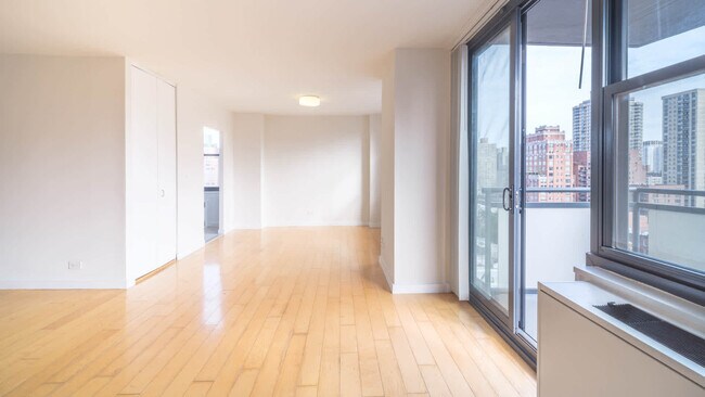 Building Photo - 303 E 83rd St