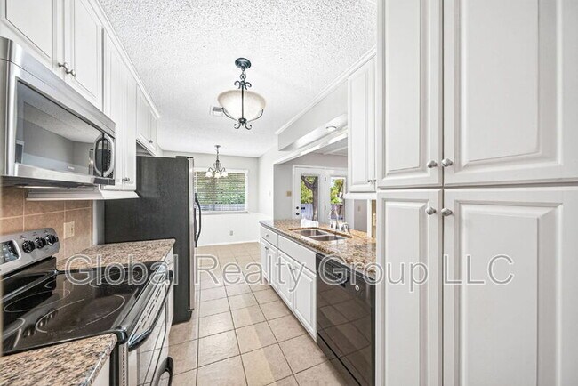 Building Photo - 412 Cordoba Dr