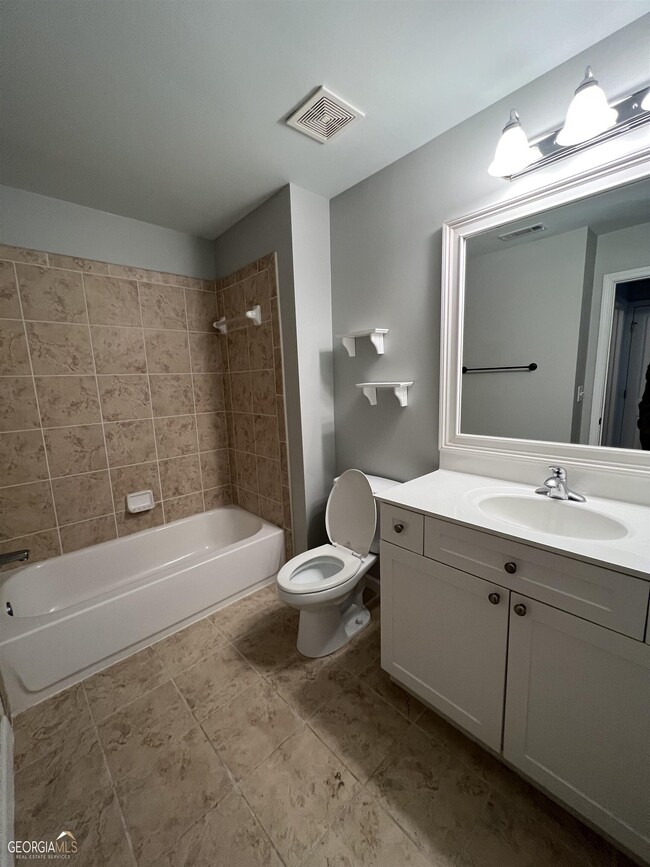 Building Photo - 1516 Bouvier Pl