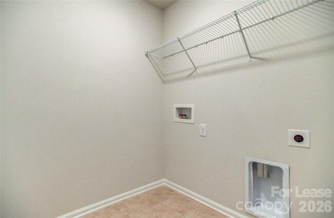 Building Photo - 12112 Ardrey Park Dr