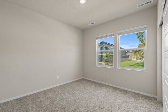 Building Photo - Newer 4 Bed 2 Bath DR Horton Home in Indian Trail
