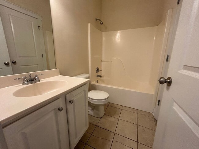 Building Photo - PRE-LEASING FOR FALL 2026!