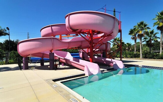 Building Photo - 4140 Central Sarasota Pkwy