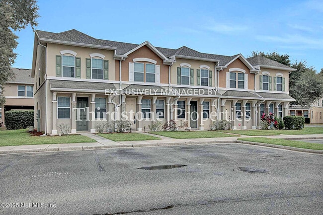 Building Photo - 13039 Sunset Lake Dr