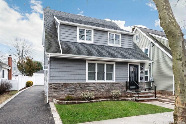 Building Photo - 9 Capitol Ave