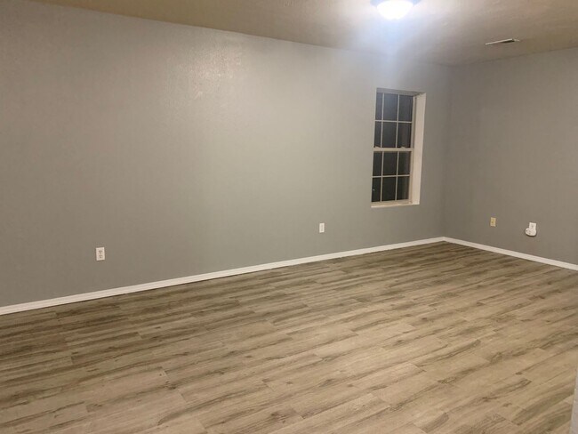 Building Photo - S0054-MF2-E1