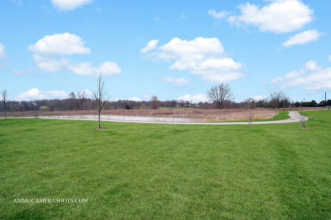 Building Photo - 1398 Kessler Dr