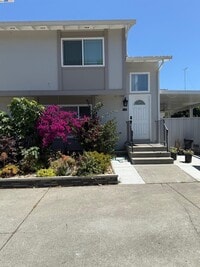 Building Photo - 2652 Autumnvale Dr