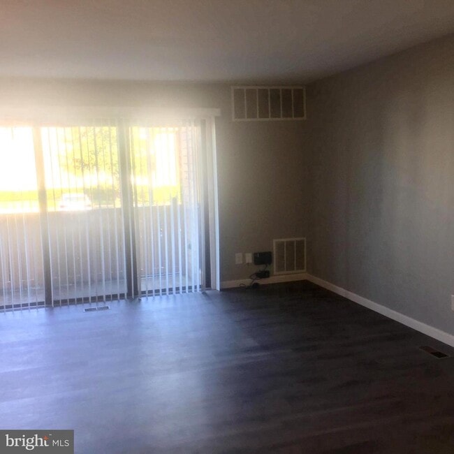 Building Photo - 1609 Woodhollow Dr