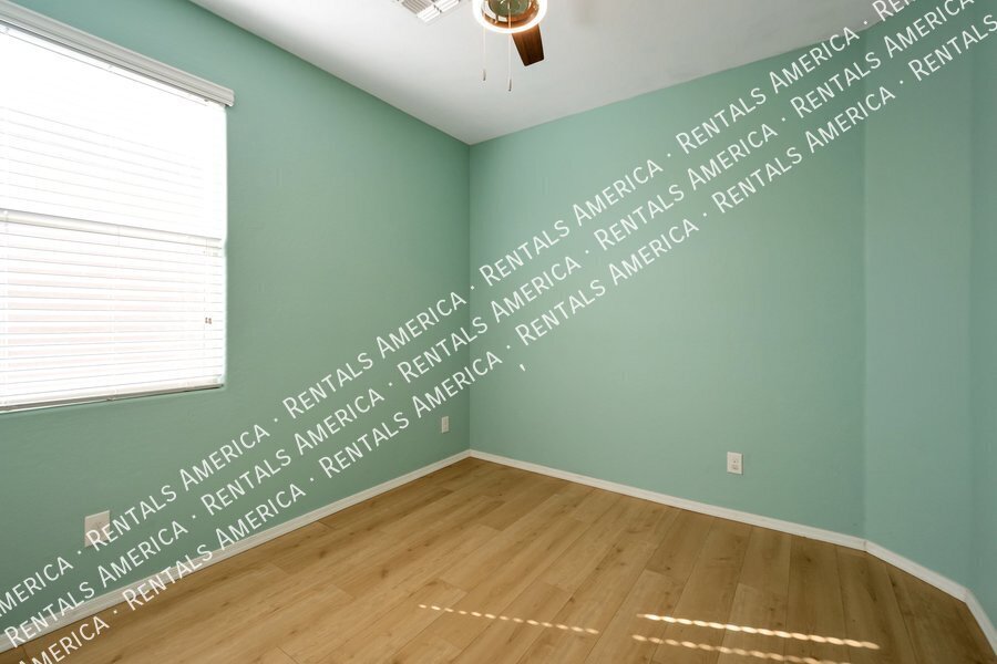 Building Photo - 29202 N Fire Agate Rd