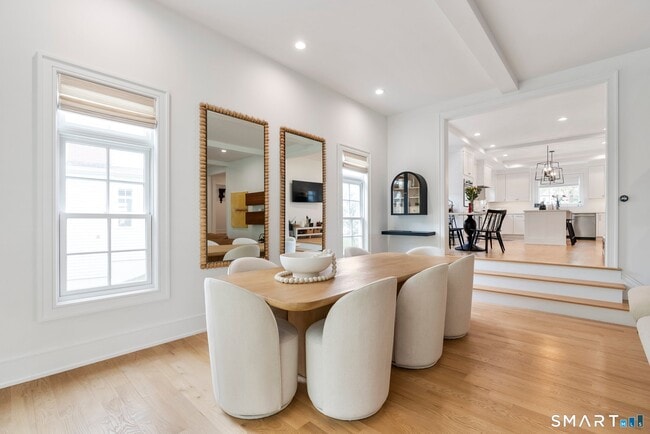 Building Photo - 9 Damia Dr