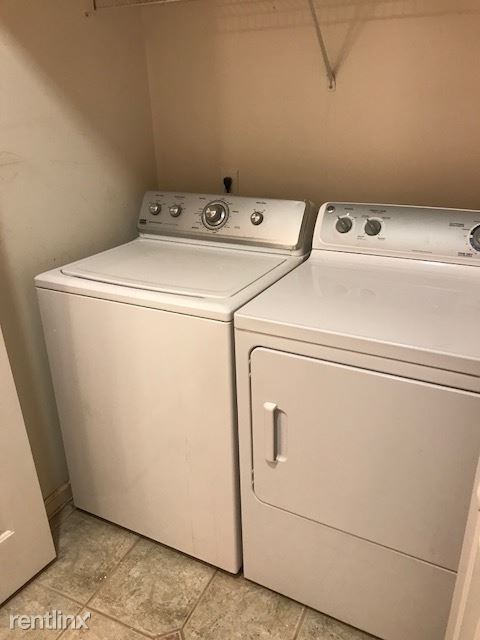 Building Photo - 2 br, 2 bath Condo - 1305 Sweetwater Blvd