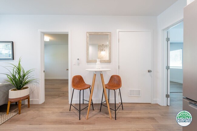 Interior Photo - 2236-2240 Penmar Avenue