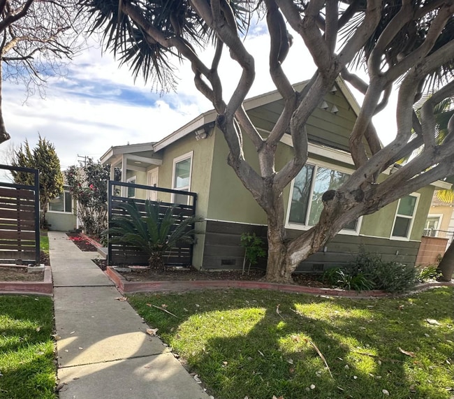 Building Photo - 5838 Autry Ave