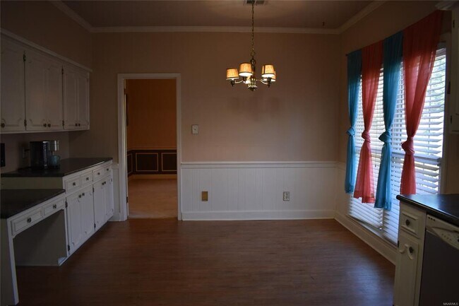 Building Photo - 414 Arrowhead Dr