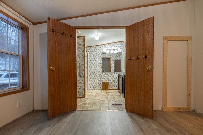 Building Photo - Hocking Hills Home For Rent