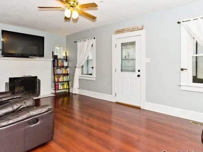 Building Photo - 1612 W Washington St