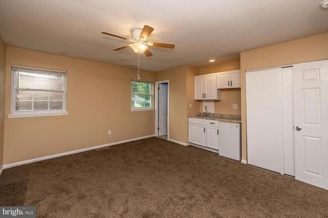 Building Photo - 3204 Norma Dr