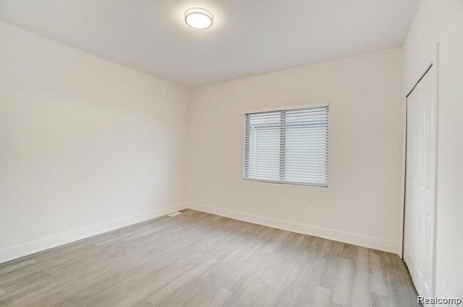 Building Photo - 3426 Primary St