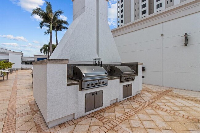 Building Photo - 331 Cleveland St