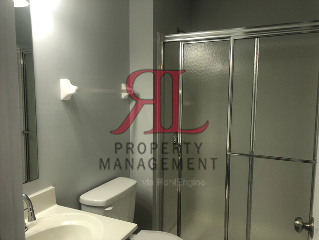 Building Photo - 5524 Glendalough St