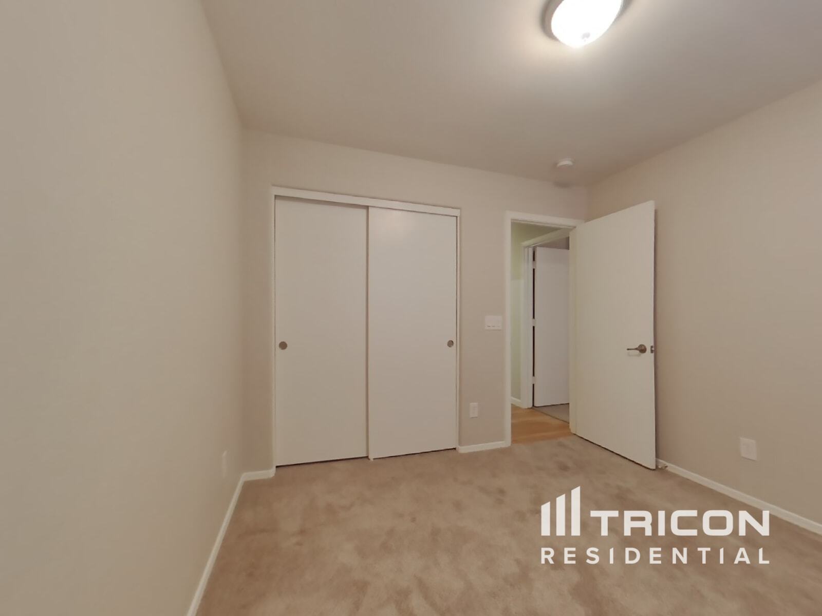 Building Photo - 15480 W Yucatan Dr