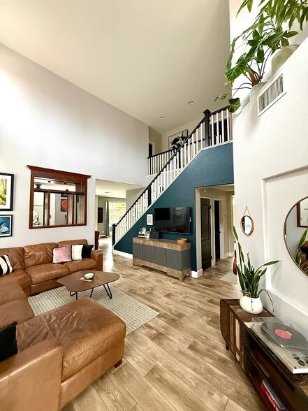 Building Photo - 1438 Turquoise Dr