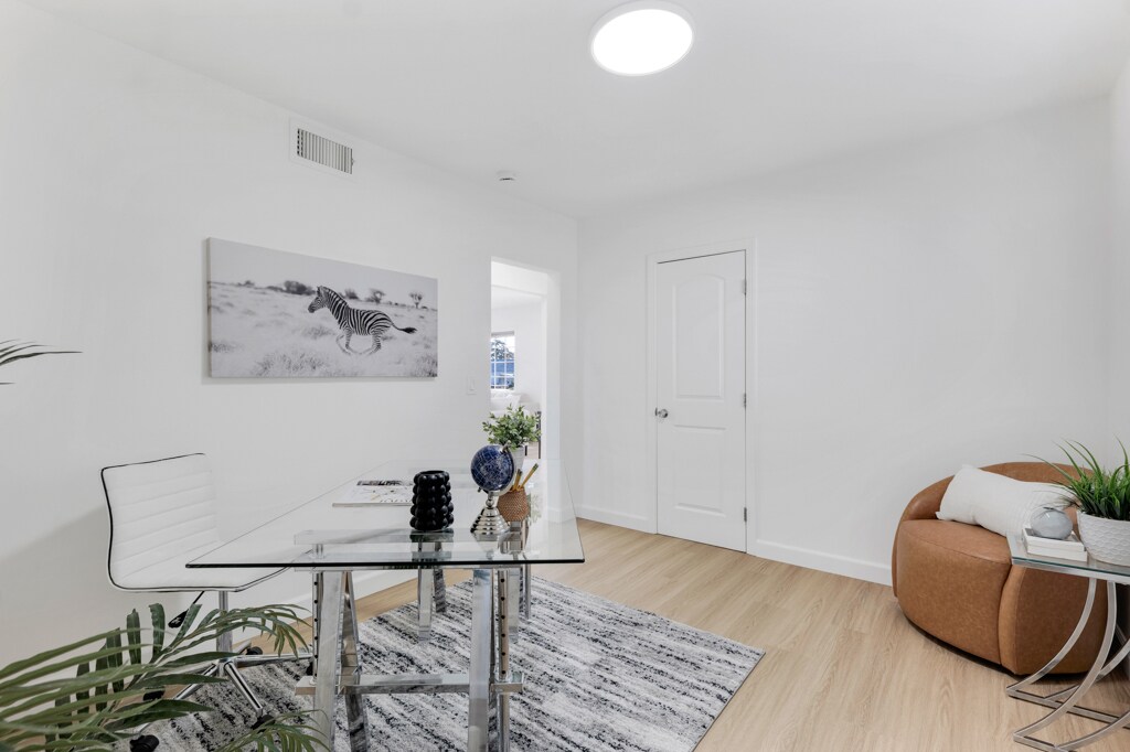 Building Photo - 17733 Los Alimos St