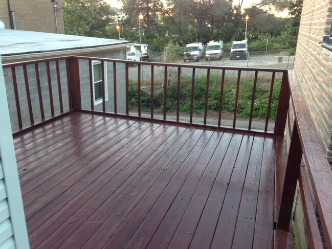 Private Deck - 504 Melwood Ave