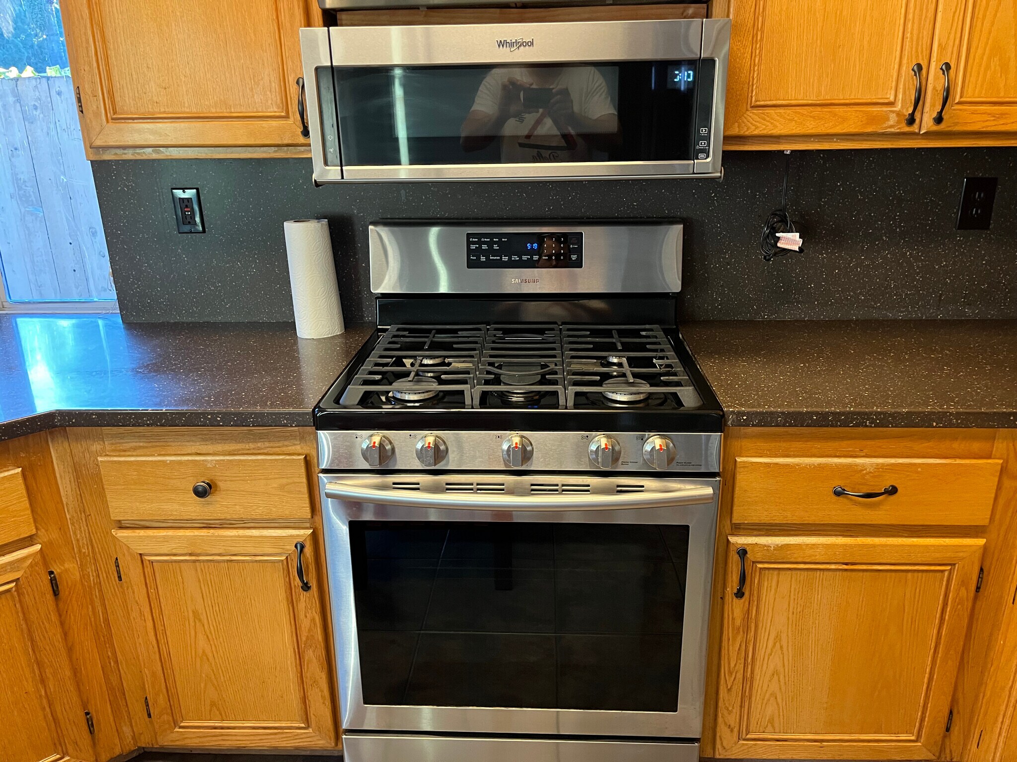 Building Photo - 1239 Calle Fantasia