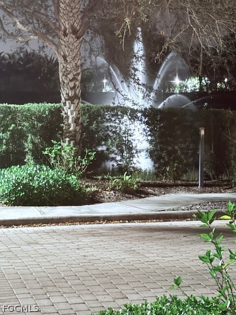 Building Photo - 8500 Violeta St