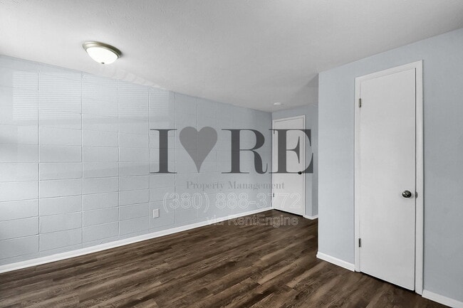 Building Photo - 1303 Barnett Rd