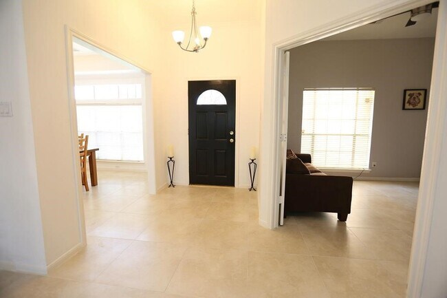 Building Photo - 17907 Stoney Glade Ct