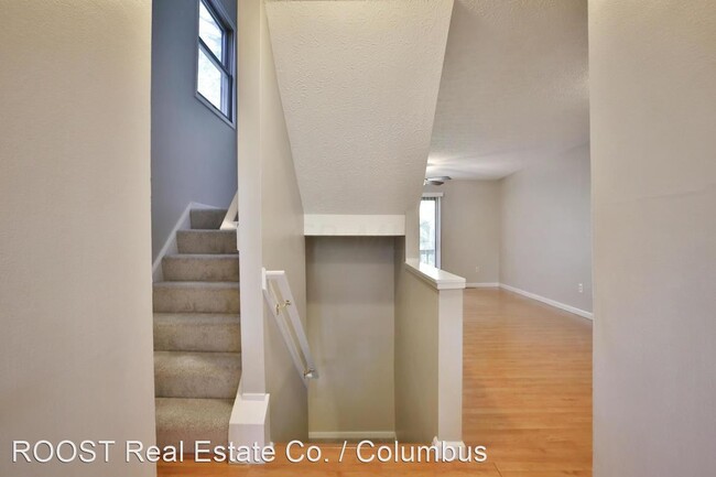 Building Photo - 2 br, 1.5 bath House - 5643 Great Woods Blvd