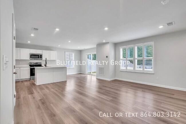 Building Photo - 139 Irish Vine Walk