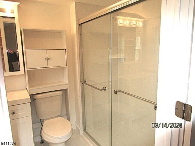 Building Photo - 306 Wagon Wheel Rd