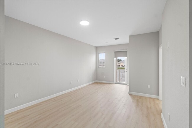 Building Photo - 10761 NW 75th St