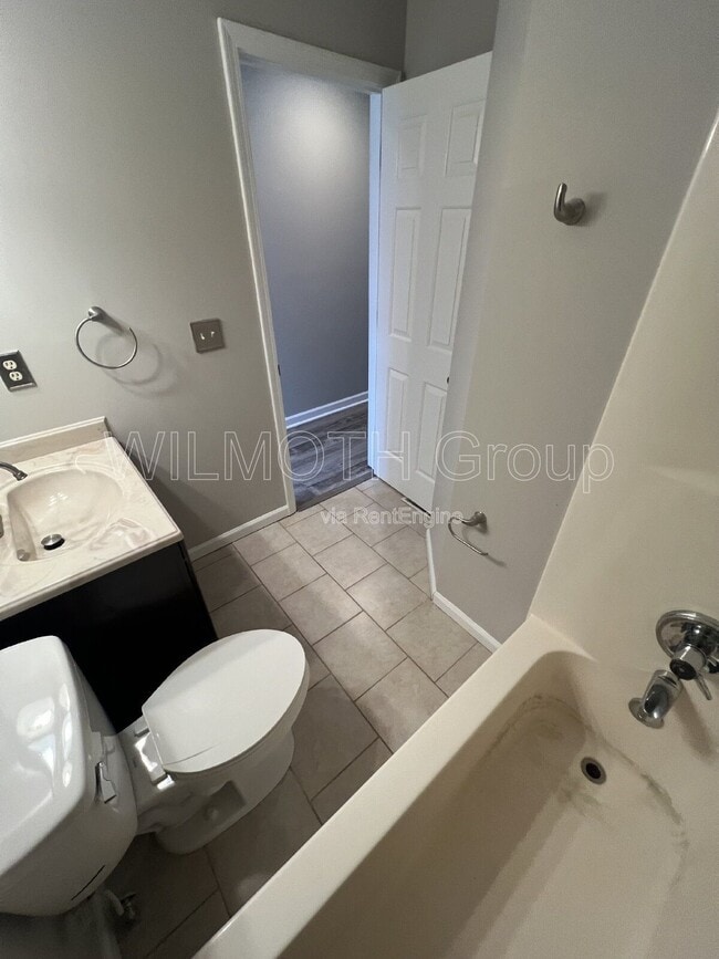 Building Photo - 2611 N Delaware St