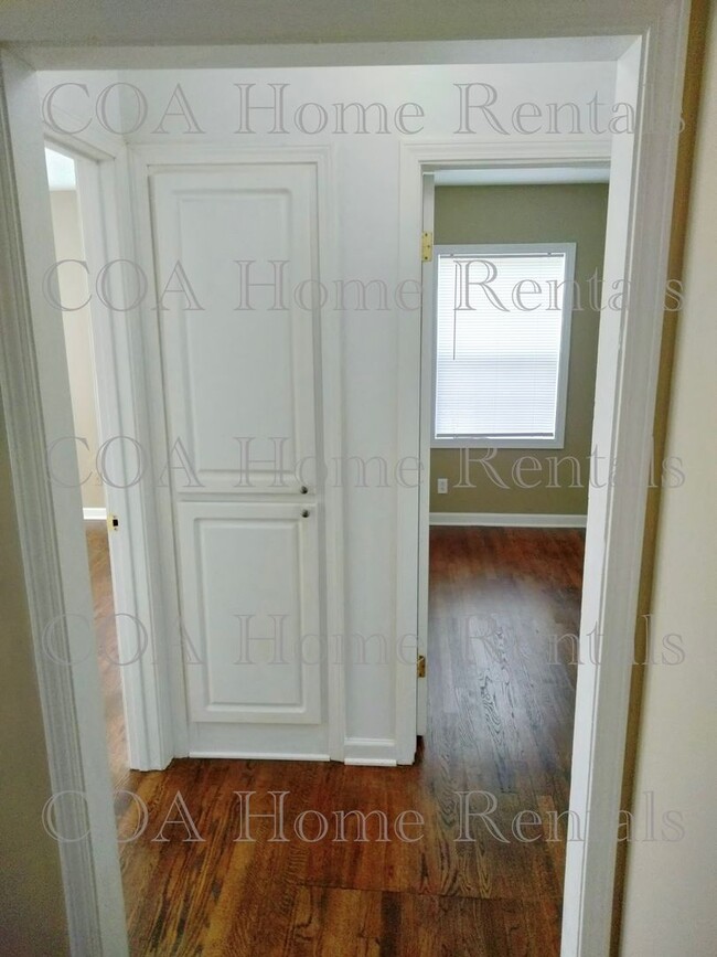 Building Photo - Adorable remodeled home