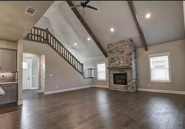 Building Photo - 3701 SW Ryegrass Rd