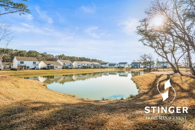 Building Photo - 1174 Danner Dr